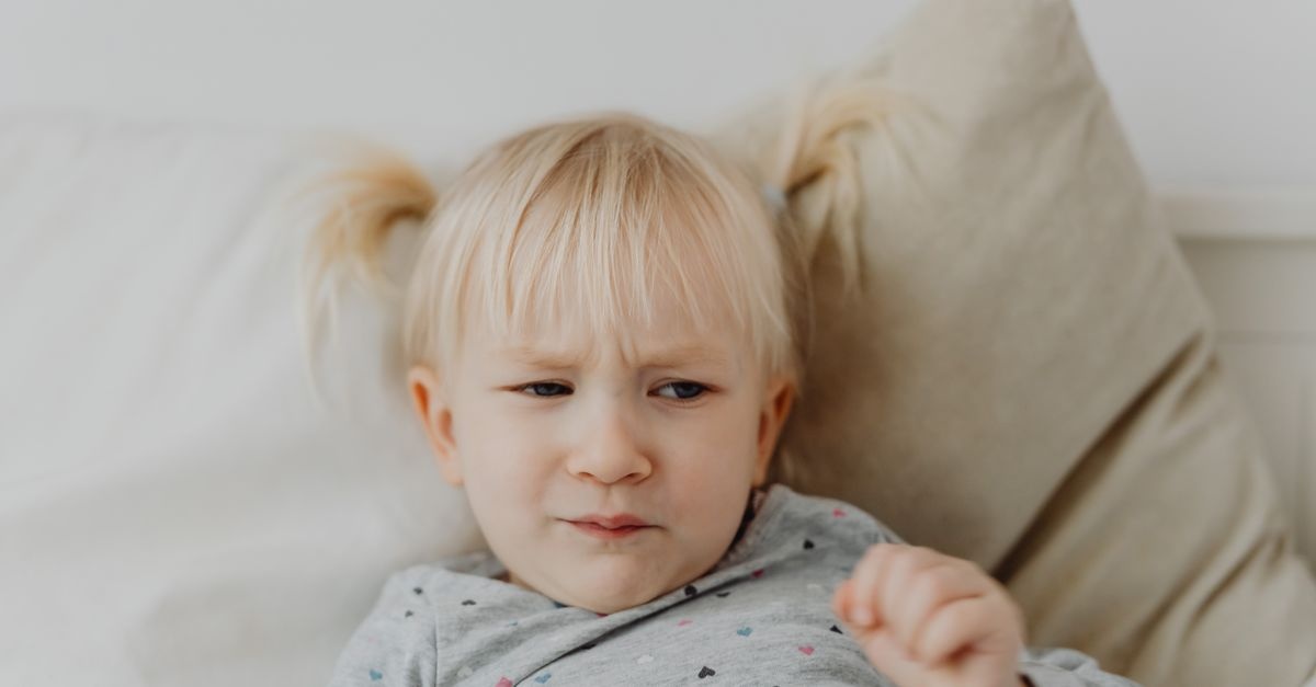 Stitichezza nei bambini: rimedi naturali e consigli pratici per un sollievo rapido