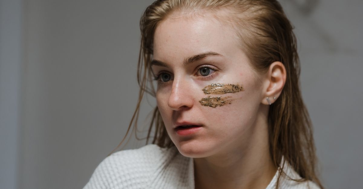 Pelle Radiosa Senza Irritazioni: Il Segreto di un Esfoliante Viso Ultra Delicato