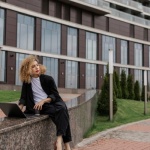 Vivere meglio ogni giorno: strategie pratiche per bilanciare lavoro e vita privata