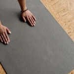 Yoga a casa: la guida semplice e motivante per iniziare da zero