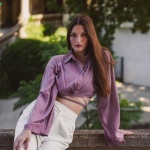 Eleganza al Femminile: Idee di Look Raffinati per una Ragazza di Classe