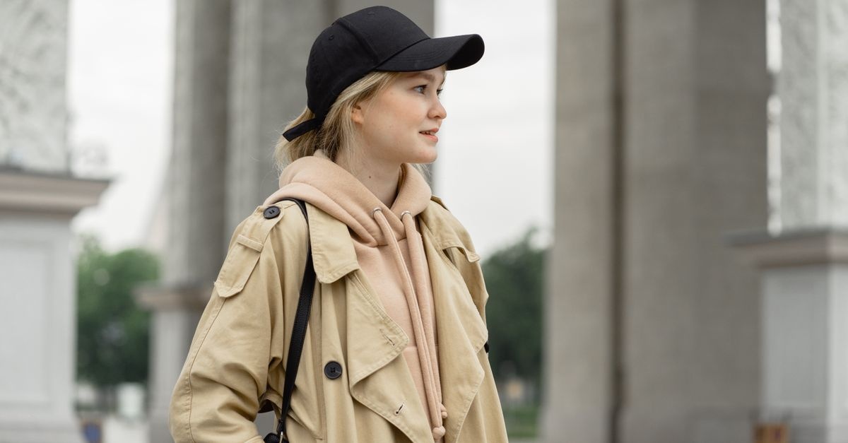 Beige e nero: l’abbinamento chic che valorizza ogni outfit (e come portarlo con stile)