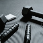Routine serale di fitness: 7 passi semplici per allenarti e rilassarti dopo una giornata intensa
