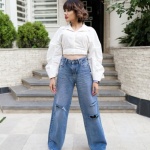 Come abbinare i jeans a gamba larga: idee di outfit cool per ogni occasione